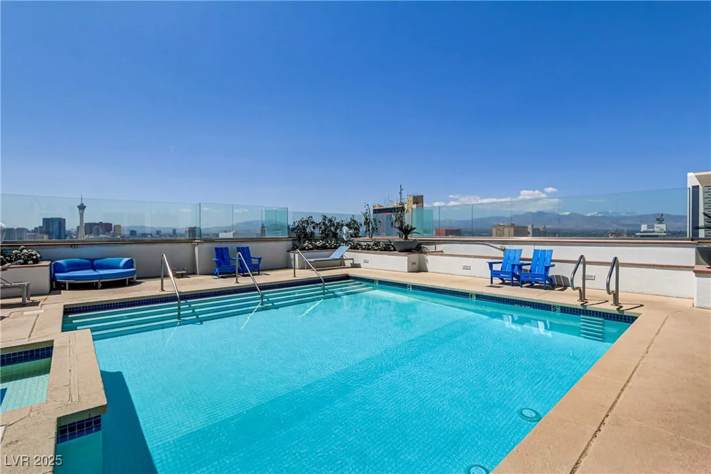 150 Las Vegas, Las Vegas, NV 89101