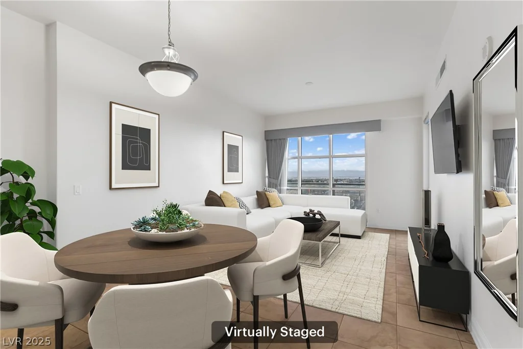 150 Las Vegas, Las Vegas, NV 89101