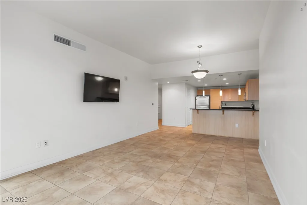 150 Las Vegas, Las Vegas, NV 89101