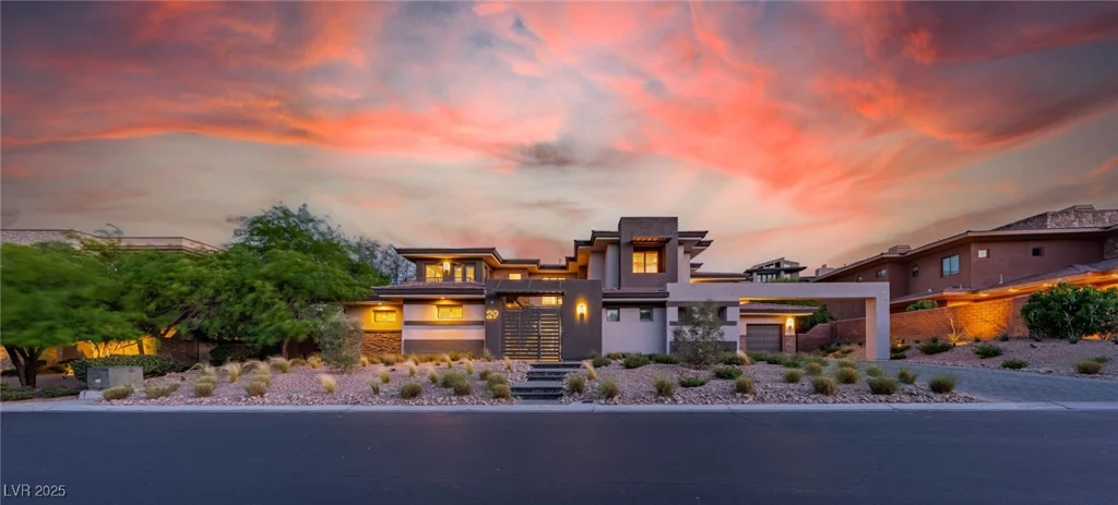 29 Soaring Bird, Las Vegas, NV 89135