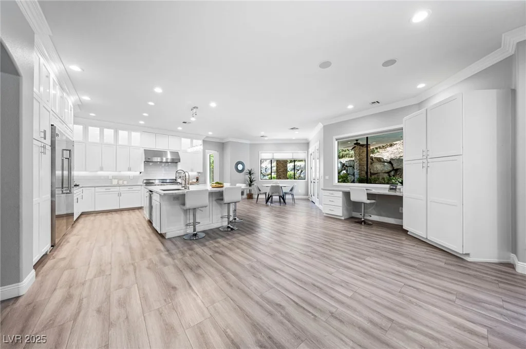 29 Soaring Bird, Las Vegas, NV 89135