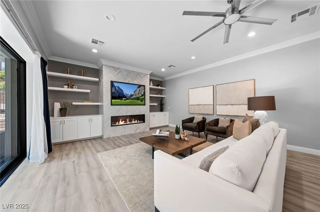 29 Soaring Bird, Las Vegas, NV 89135
