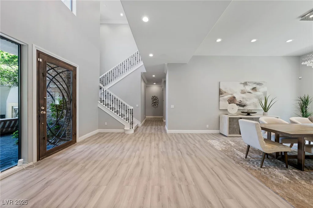 29 Soaring Bird, Las Vegas, NV 89135
