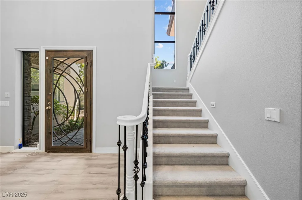 29 Soaring Bird, Las Vegas, NV 89135