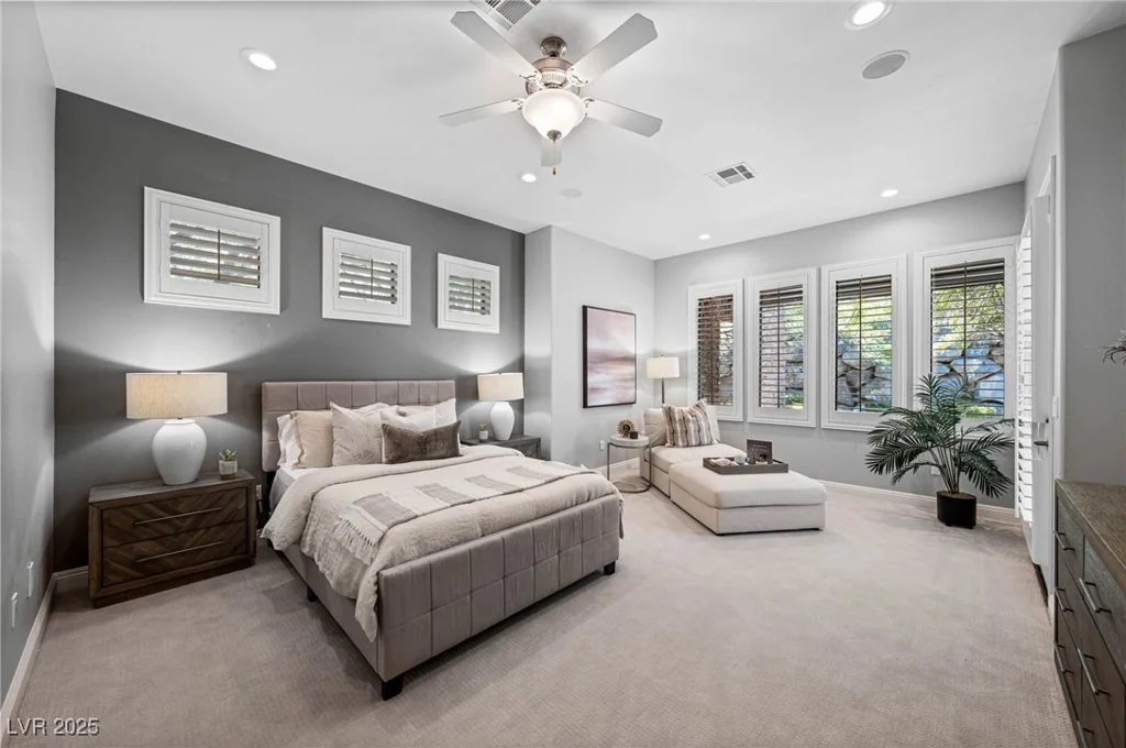29 Soaring Bird, Las Vegas, NV 89135