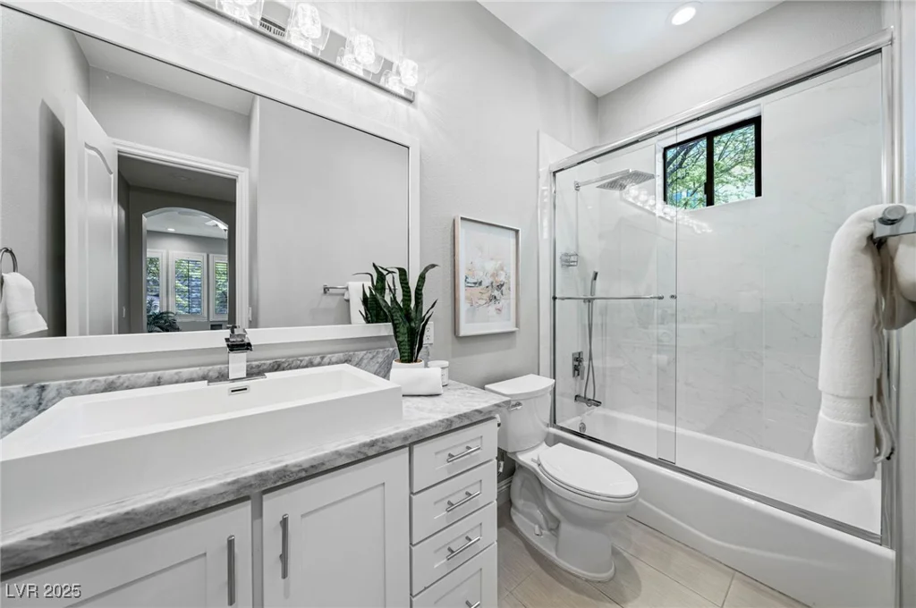 29 Soaring Bird, Las Vegas, NV 89135
