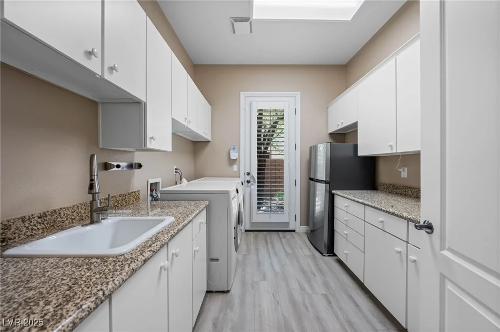 29 Soaring Bird, Las Vegas, NV 89135