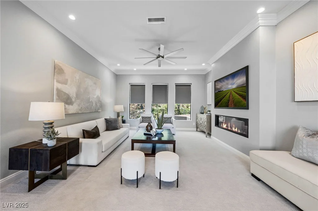 29 Soaring Bird, Las Vegas, NV 89135