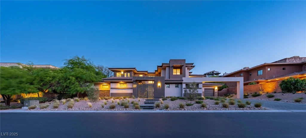 29 Soaring Bird, Las Vegas, NV 89135