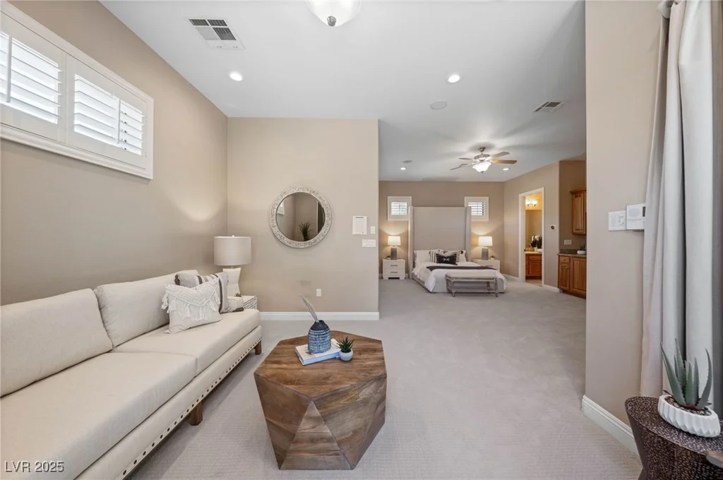 29 Soaring Bird, Las Vegas, NV 89135