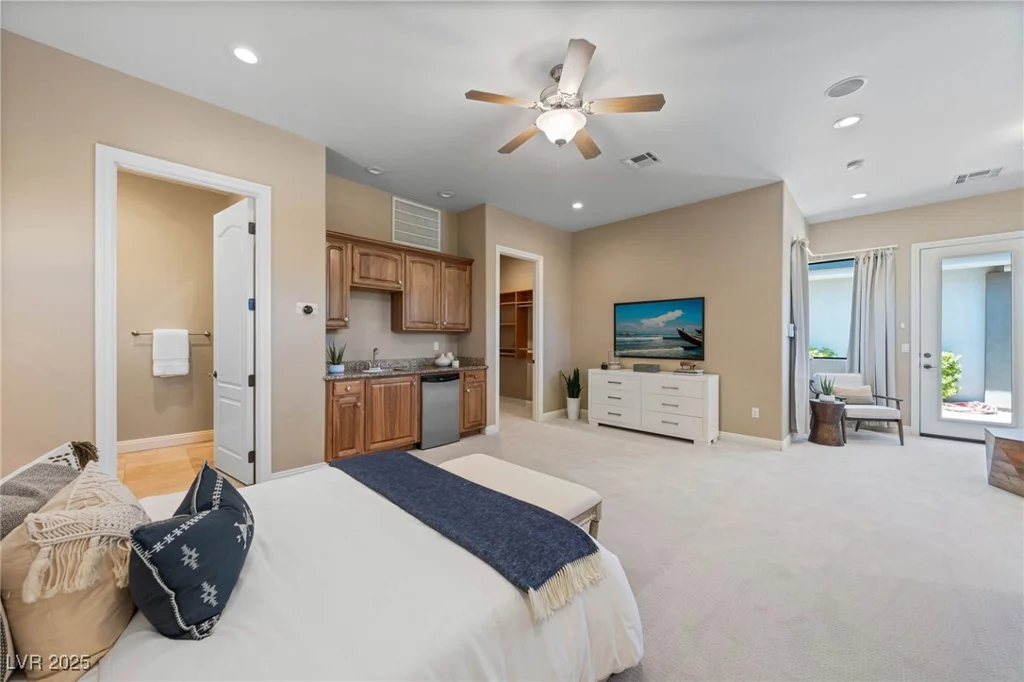 29 Soaring Bird, Las Vegas, NV 89135