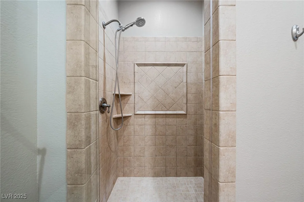 29 Soaring Bird, Las Vegas, NV 89135