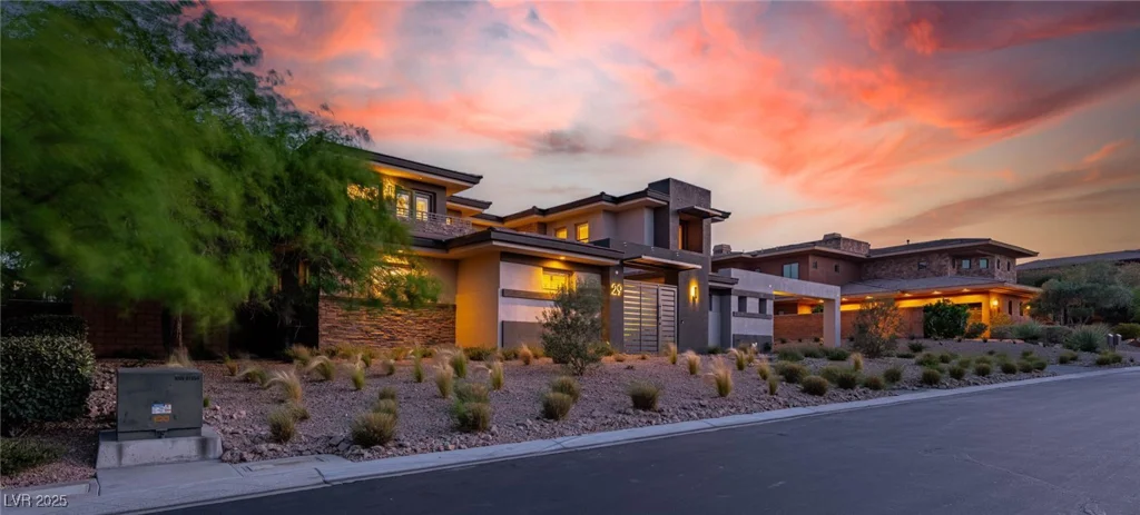 29 Soaring Bird, Las Vegas, NV 89135