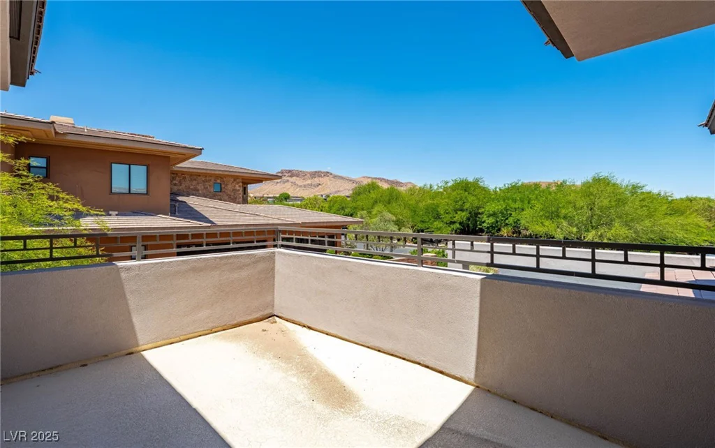 29 Soaring Bird, Las Vegas, NV 89135