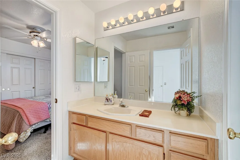 7836 Turtle Cove, Las Vegas, NV 89128