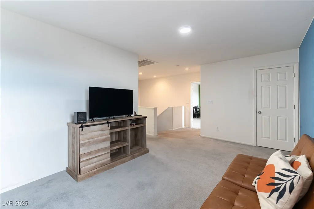 10429 Vinson Point, Las Vegas, NV 89129