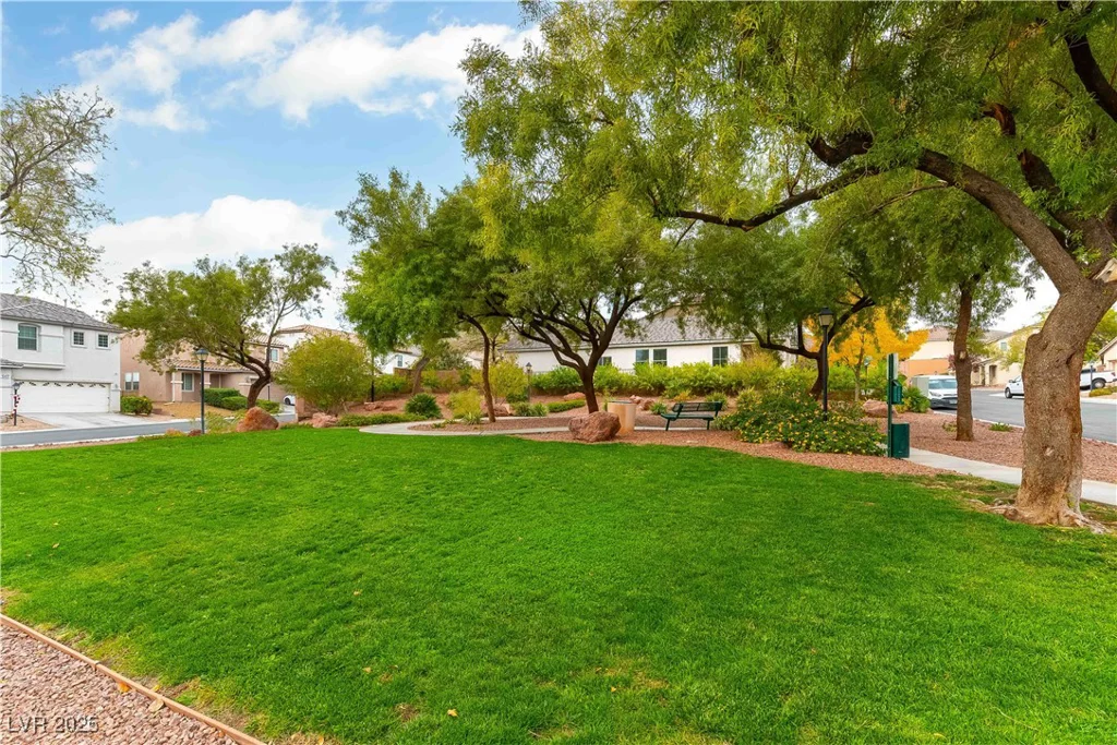 10429 Vinson Point, Las Vegas, NV 89129