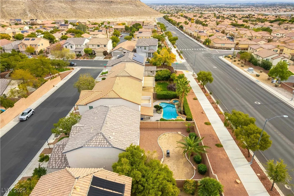 10429 Vinson Point, Las Vegas, NV 89129