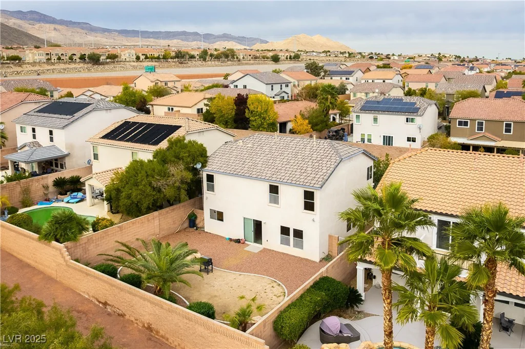 10429 Vinson Point, Las Vegas, NV 89129