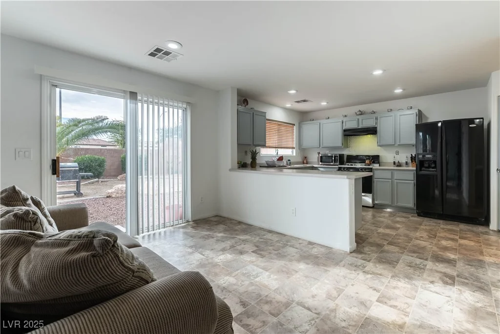 10429 Vinson Point, Las Vegas, NV 89129