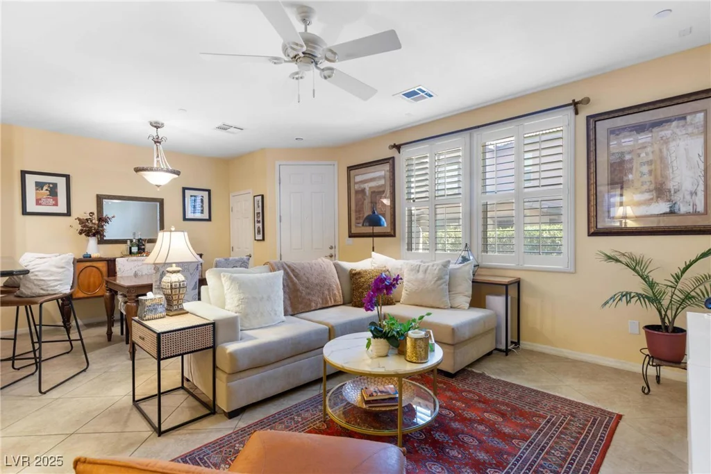 11410 Belmont Lake, Las Vegas, NV 89135