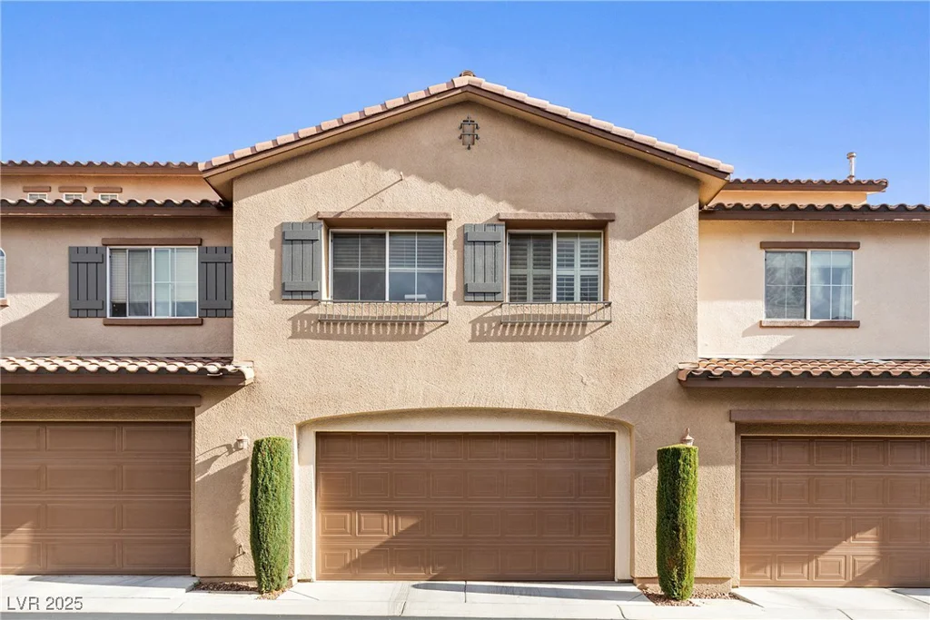 11410 Belmont Lake, Las Vegas, NV 89135