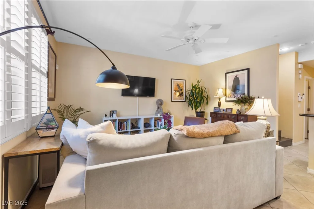 11410 Belmont Lake, Las Vegas, NV 89135