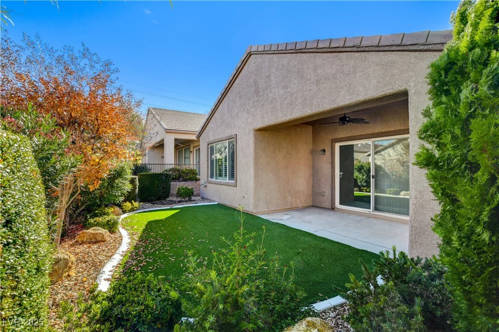 2554 Crater Rock, Henderson, NV 89044