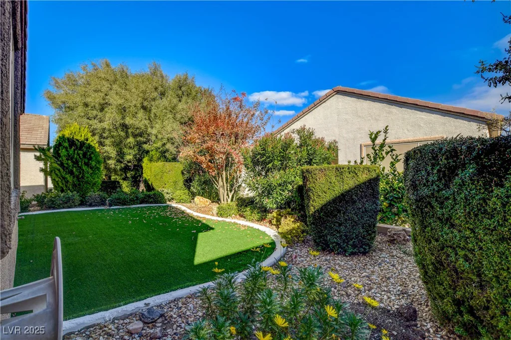 2554 Crater Rock, Henderson, NV 89044