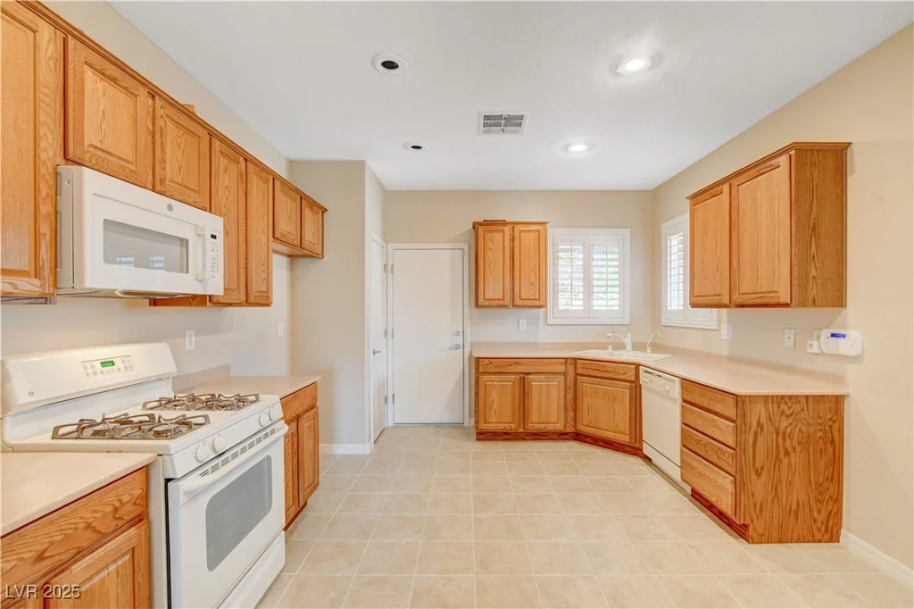 2554 Crater Rock, Henderson, NV 89044