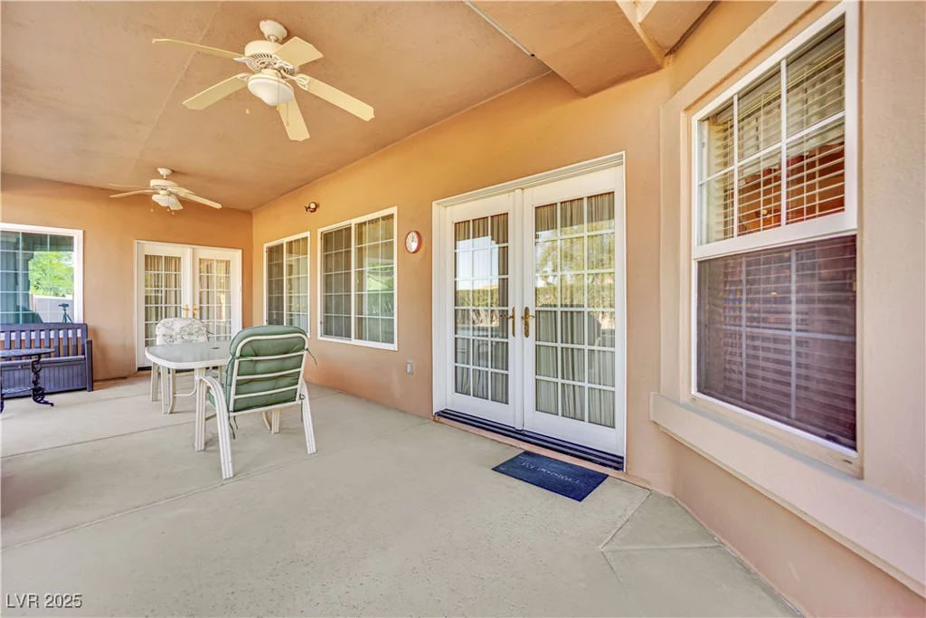 8016 Golfers Oasis, Las Vegas, NV 89149