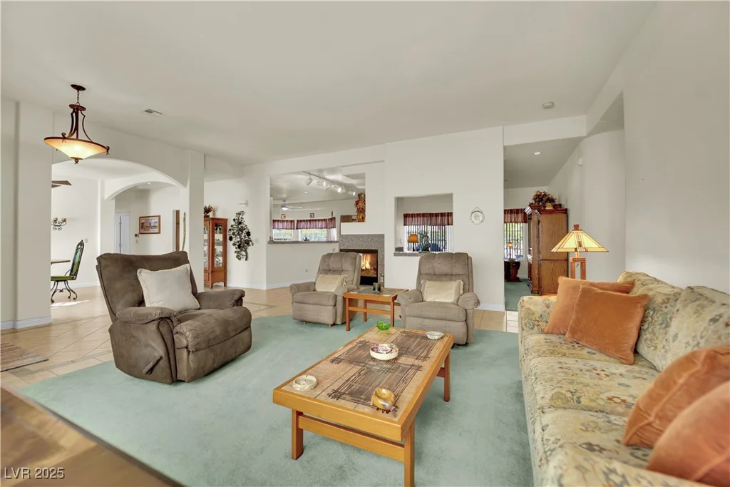 8016 Golfers Oasis, Las Vegas, NV 89149