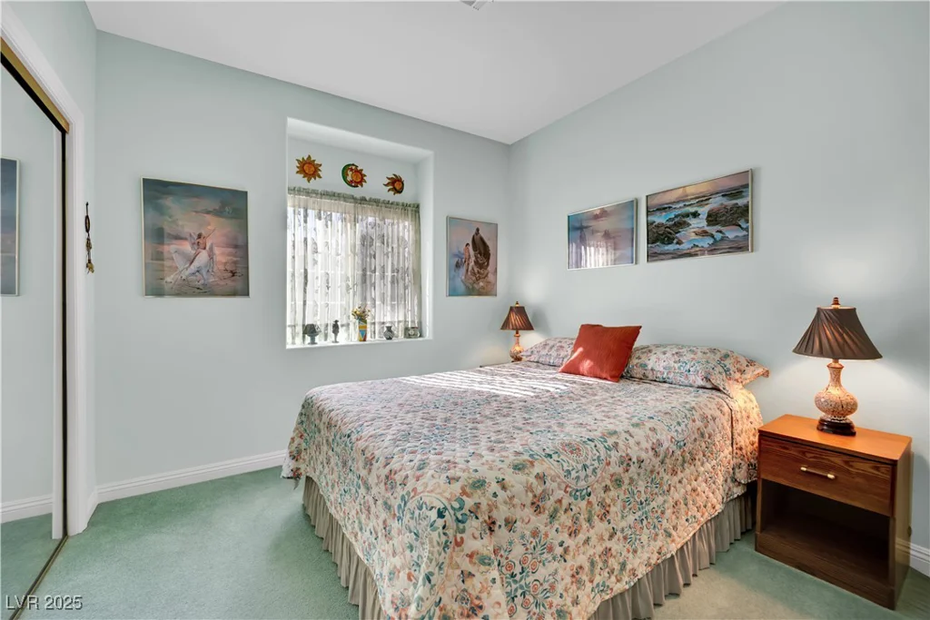 8016 Golfers Oasis, Las Vegas, NV 89149