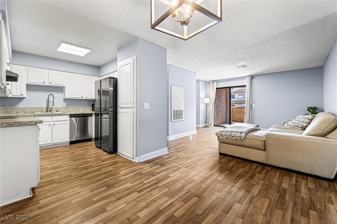 3151 Soaring Gulls, Las Vegas, NV 89128