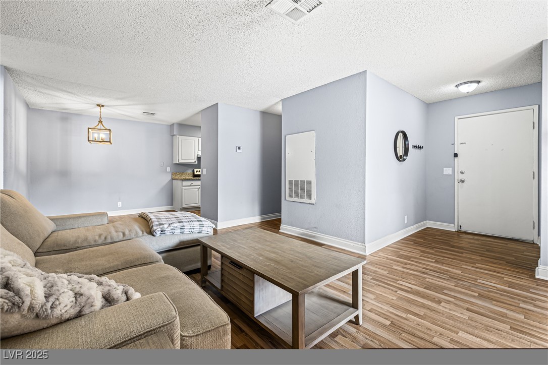3151 Soaring Gulls, Las Vegas, NV 89128