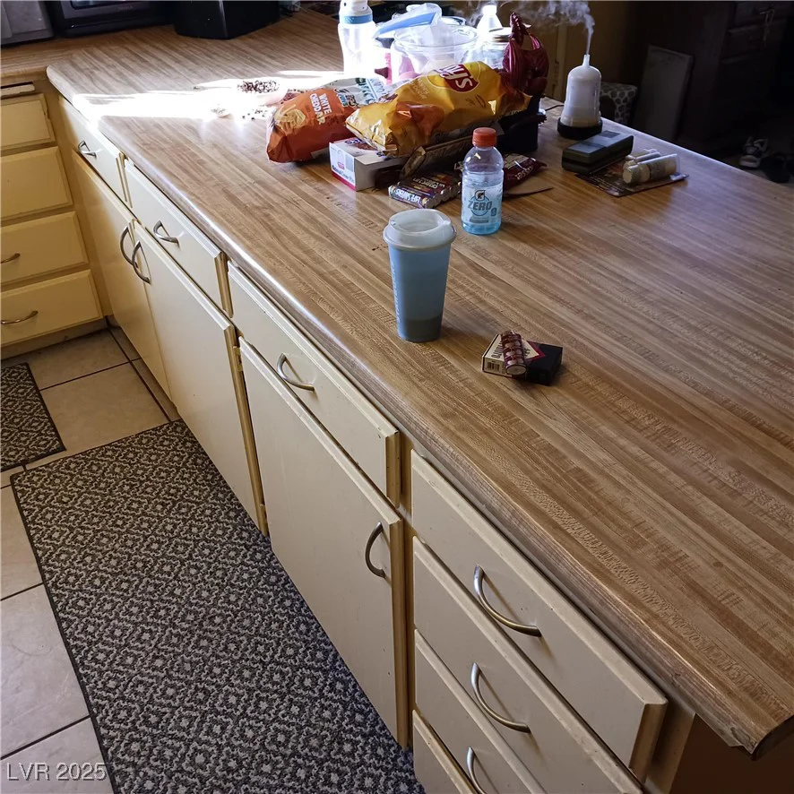 4825 Patterson, Las Vegas, NV 89104