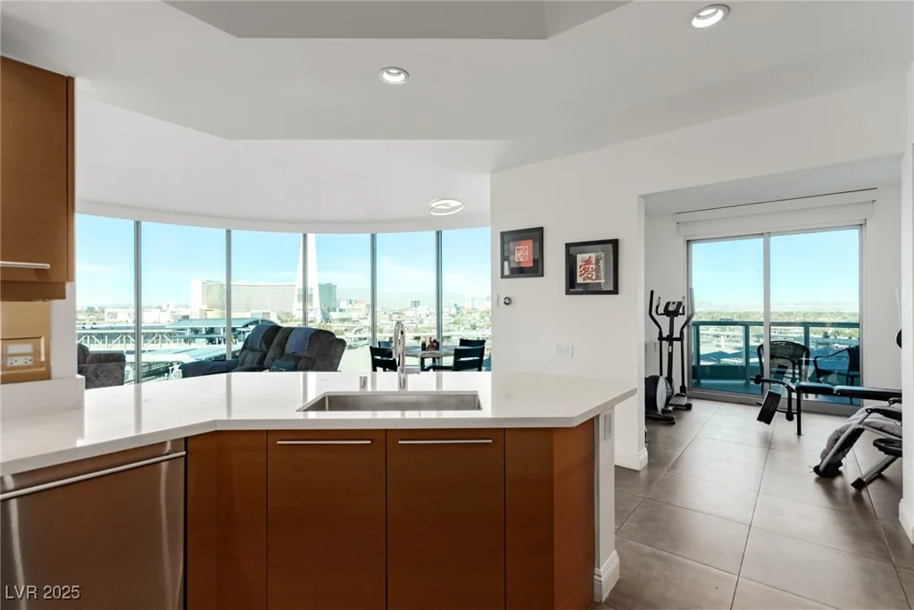 222 Karen, Las Vegas, NV 89109