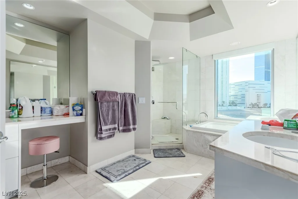 222 Karen, Las Vegas, NV 89109