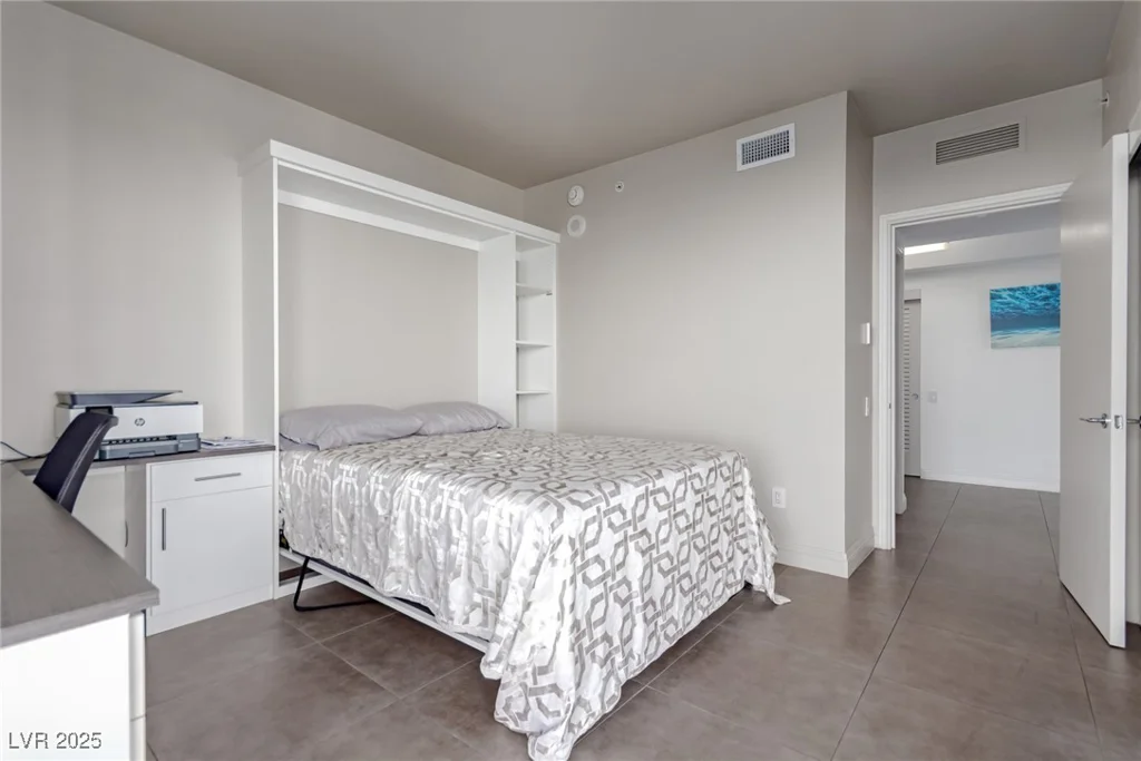 222 Karen, Las Vegas, NV 89109