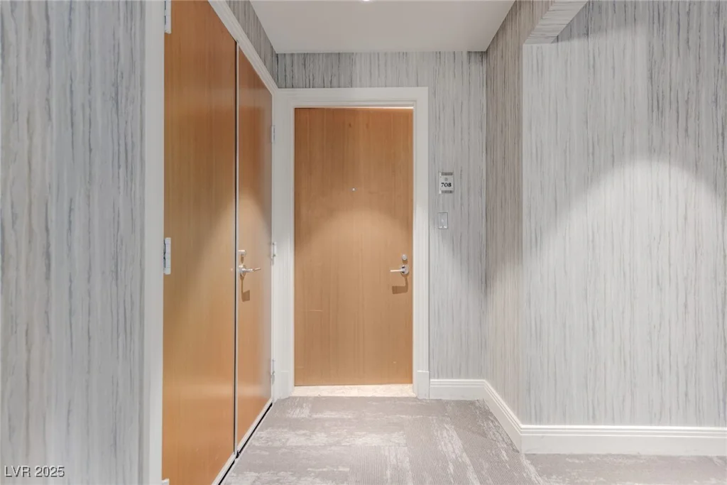 222 Karen, Las Vegas, NV 89109