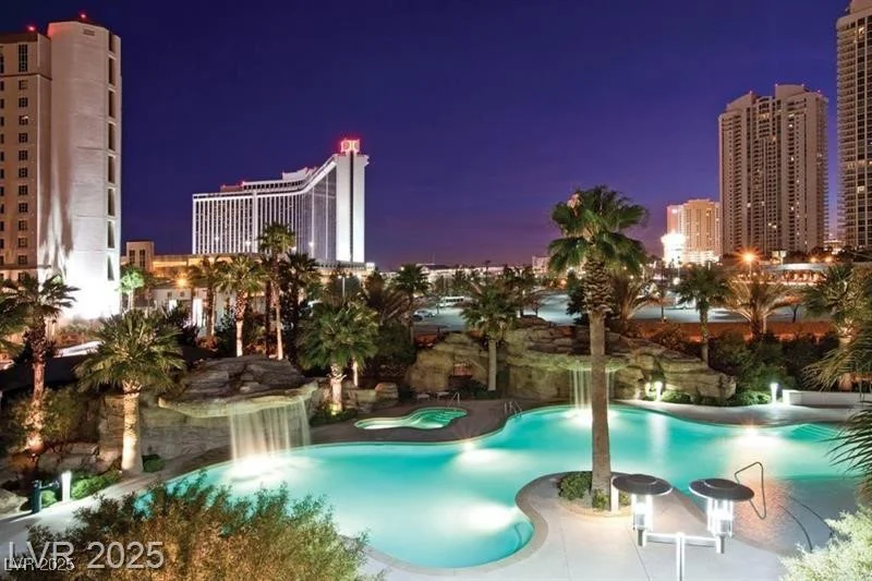 222 Karen, Las Vegas, NV 89109
