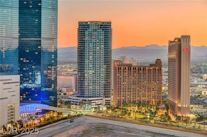 222 Karen, Las Vegas, NV 89109
