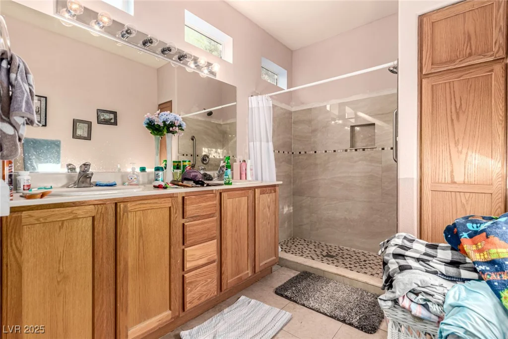 4952 Rivedro, Las Vegas, NV 89135