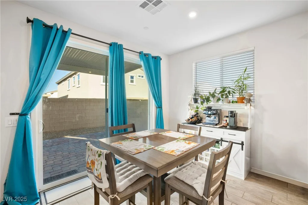 10662 Enridge, Las Vegas, NV 89166
