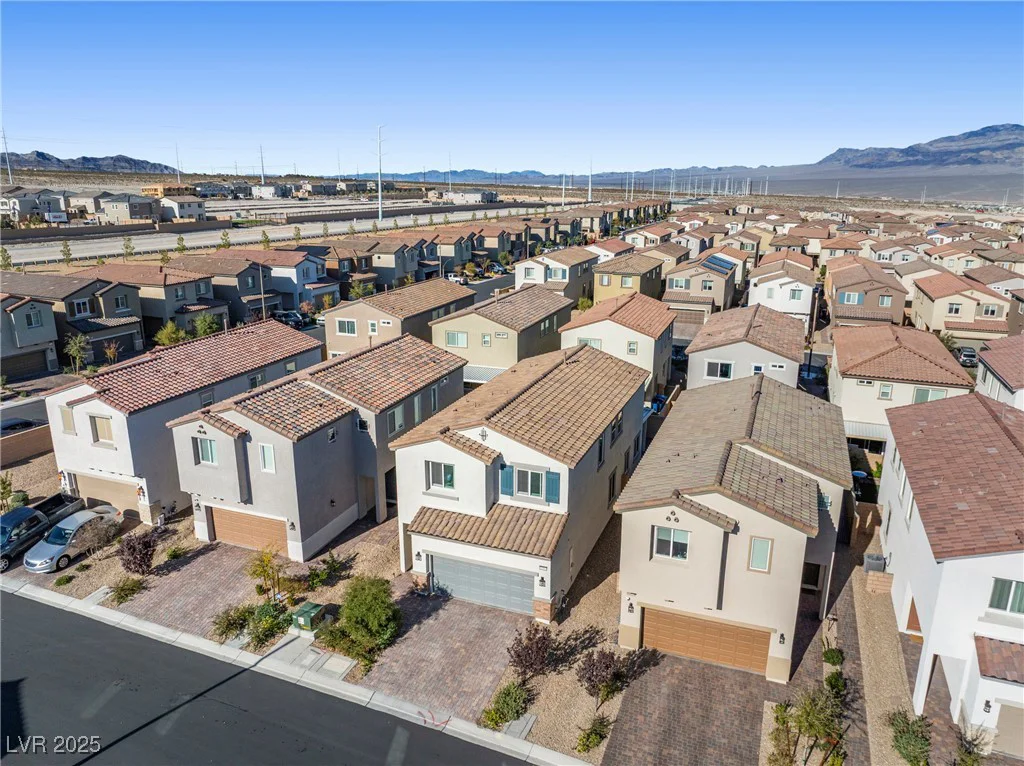 10662 Enridge, Las Vegas, NV 89166
