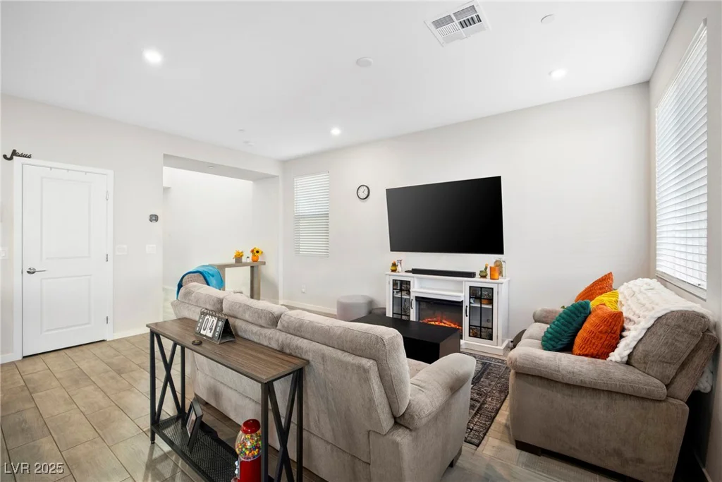 10662 Enridge, Las Vegas, NV 89166