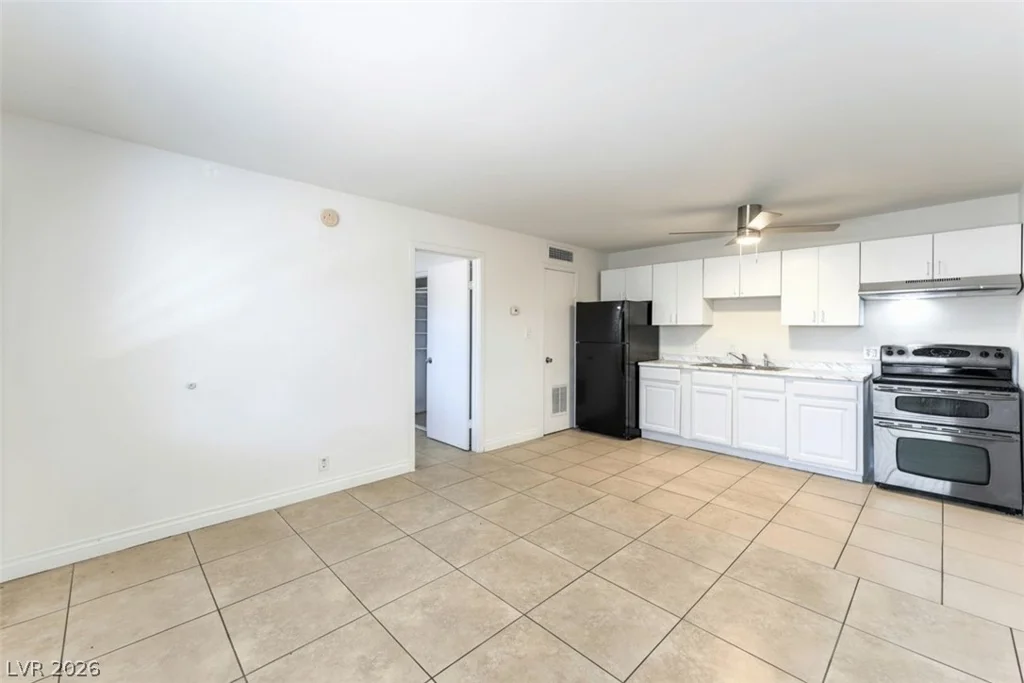 3720 Royal Crest, Las Vegas, NV 89119