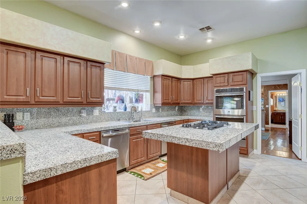 7921 Rockbridge, Las Vegas, NV 89128