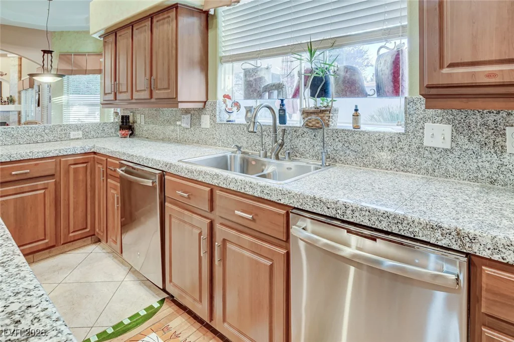 7921 Rockbridge, Las Vegas, NV 89128