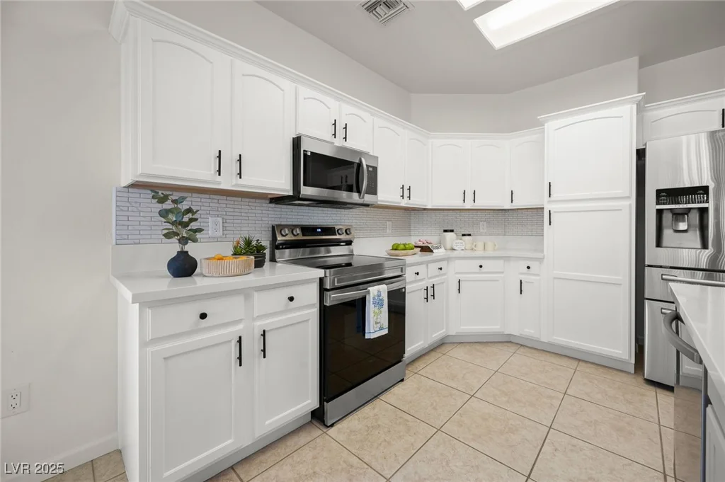 1446 Palm, Laughlin, NV 89029